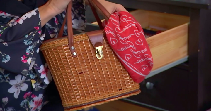 NM - Andrea kabelka po babke